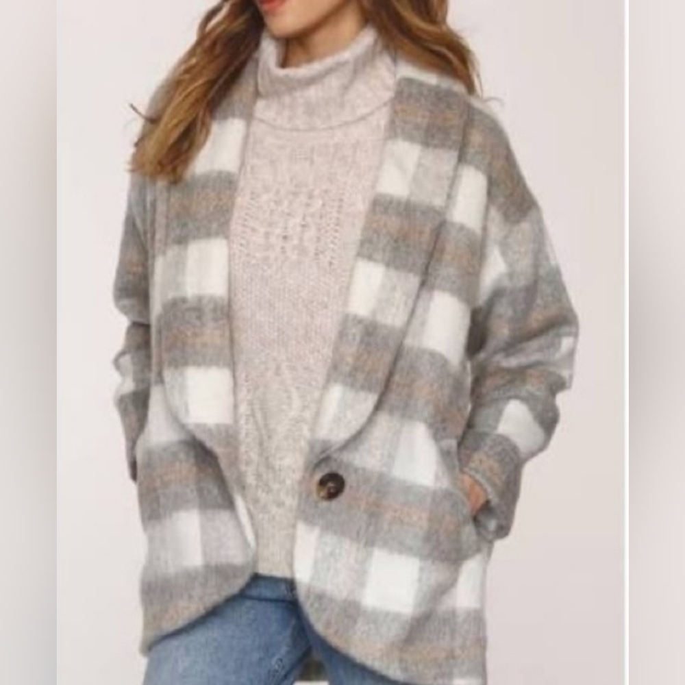 Evereve gray and white soft coat- Med